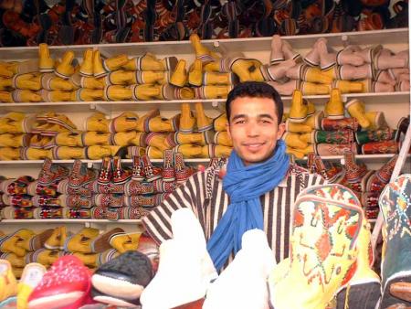 hi  in souk big market    souk lhad