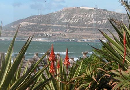 voila c la plage d'agadir